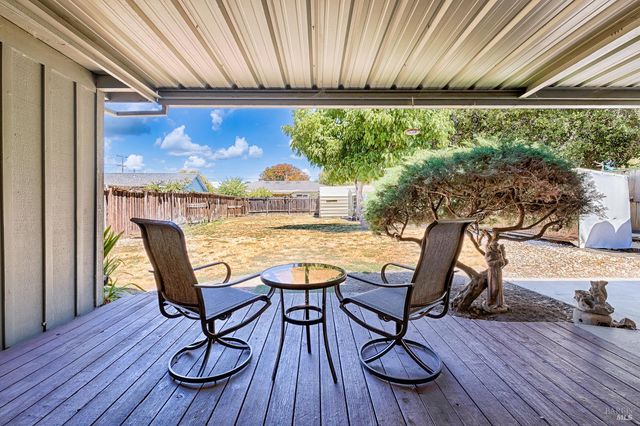 780 Brigham Ave, Santa Rosa, CA 95404