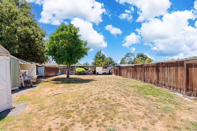 780 Brigham Ave, Santa Rosa, CA 95404