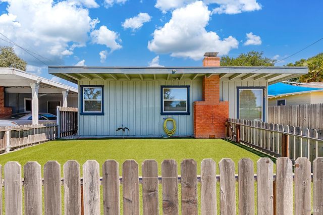 780 Brigham Ave, Santa Rosa, CA 95404