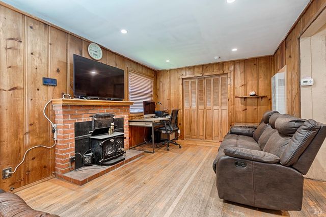 780 Brigham Ave, Santa Rosa, CA 95404