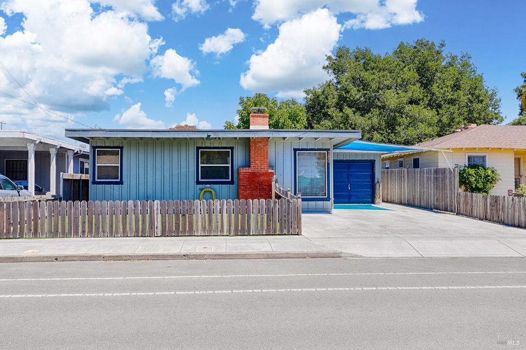 780 Brigham Ave, Santa Rosa, CA 95404