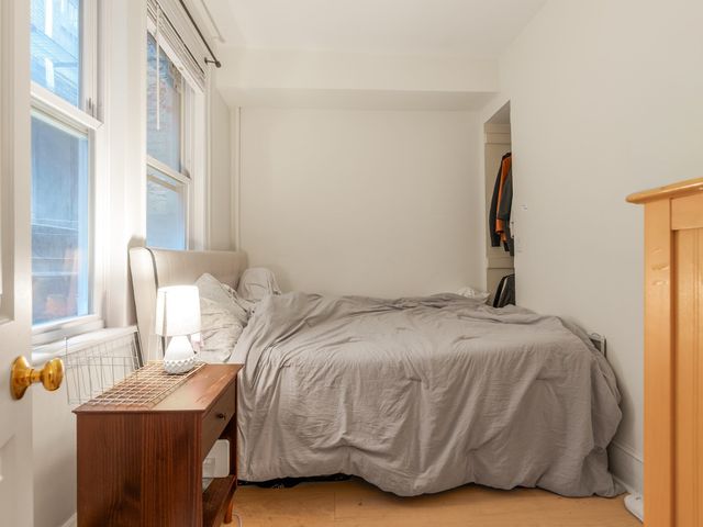 22 Irving St 2, Boston, MA 02114