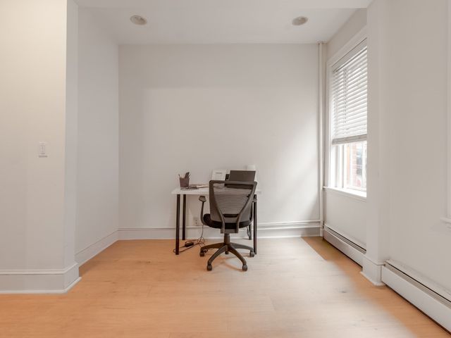 22 Irving St 2, Boston, MA 02114