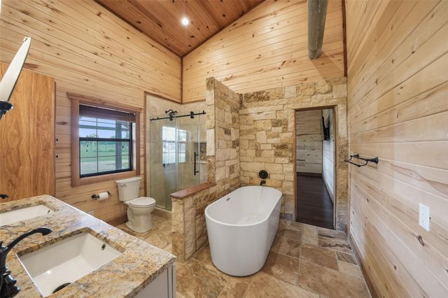26534 Mitchell Road, Hempstead, TX 77445