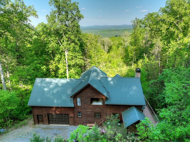 840 Deer Crest Road, Blue Ridge, GA 30513