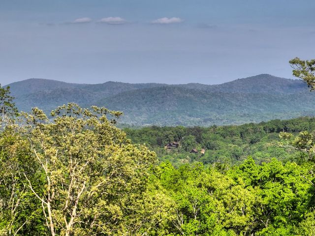 840 Deer Crest Road, Blue Ridge, GA 30513