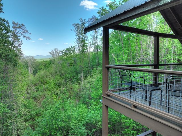 840 Deer Crest Road, Blue Ridge, GA 30513
