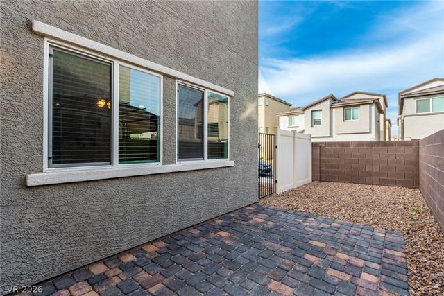 2670 Mango Light Avenue, North Las Vegas, NV 89086