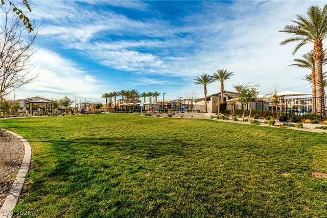 2670 Mango Light Avenue, North Las Vegas, NV 89086