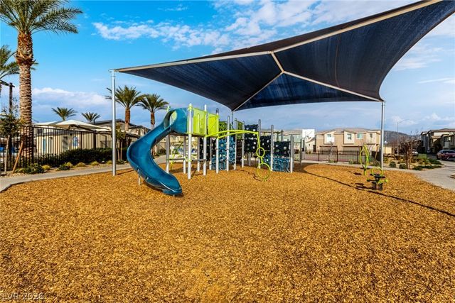 2670 Mango Light Avenue, North Las Vegas, NV 89086