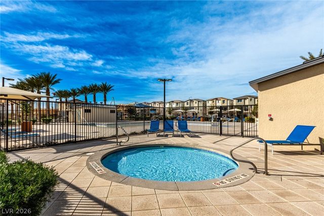 2670 Mango Light Avenue, North Las Vegas, NV 89086