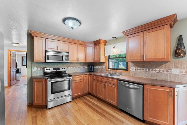 1307 SUNRAY LANE, Green Bay, WI 54313