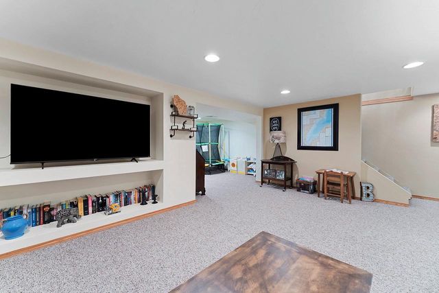 1307 SUNRAY LANE, Green Bay, WI 54313