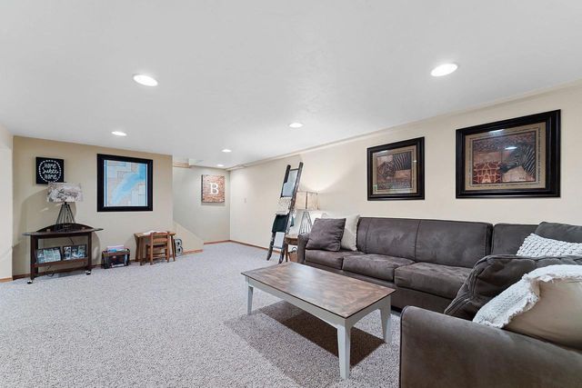 1307 SUNRAY LANE, Green Bay, WI 54313