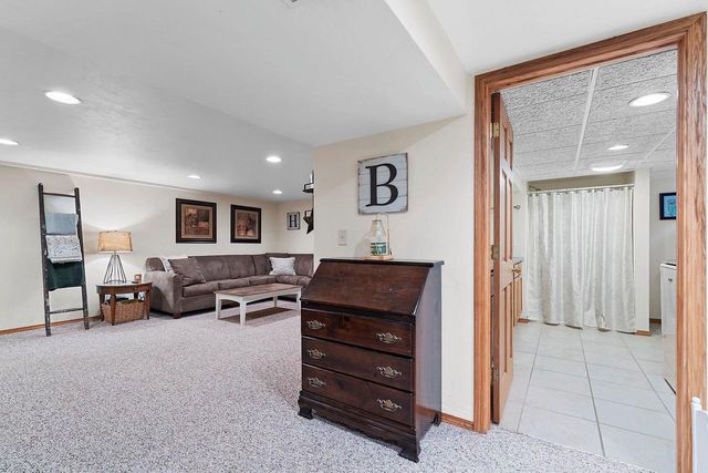 1307 SUNRAY LANE, Green Bay, WI 54313