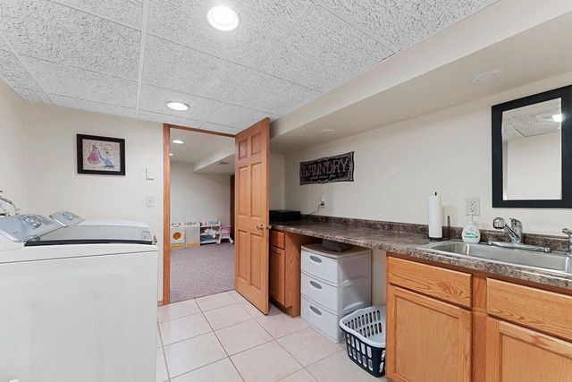 1307 SUNRAY LANE, Green Bay, WI 54313