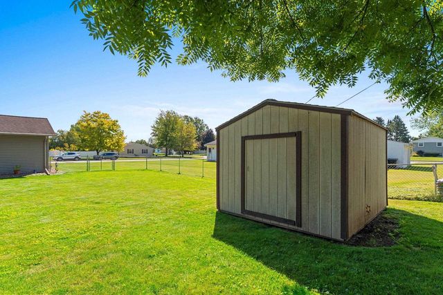 1307 SUNRAY LANE, Green Bay, WI 54313