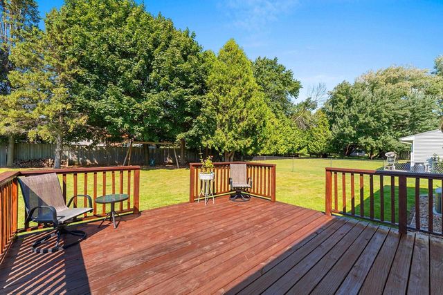 1307 SUNRAY LANE, Green Bay, WI 54313
