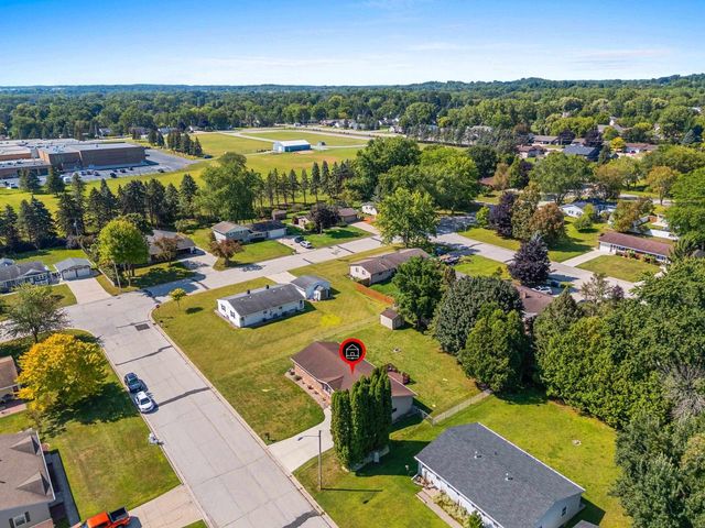 1307 SUNRAY LANE, Green Bay, WI 54313
