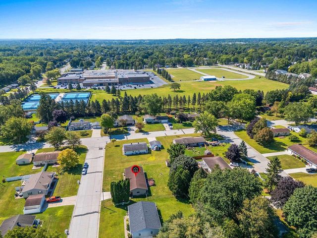 1307 SUNRAY LANE, Green Bay, WI 54313