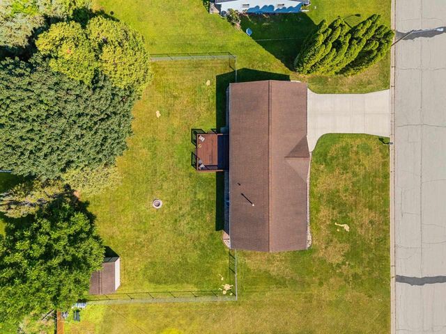 1307 SUNRAY LANE, Green Bay, WI 54313