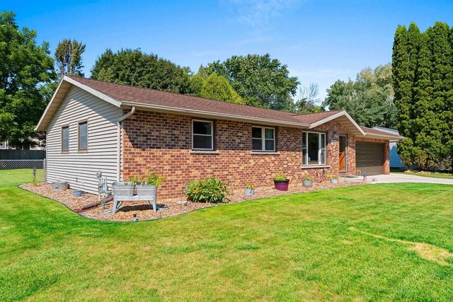 1307 SUNRAY LANE, Green Bay, WI 54313