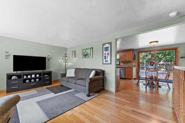 1307 SUNRAY LANE, Green Bay, WI 54313