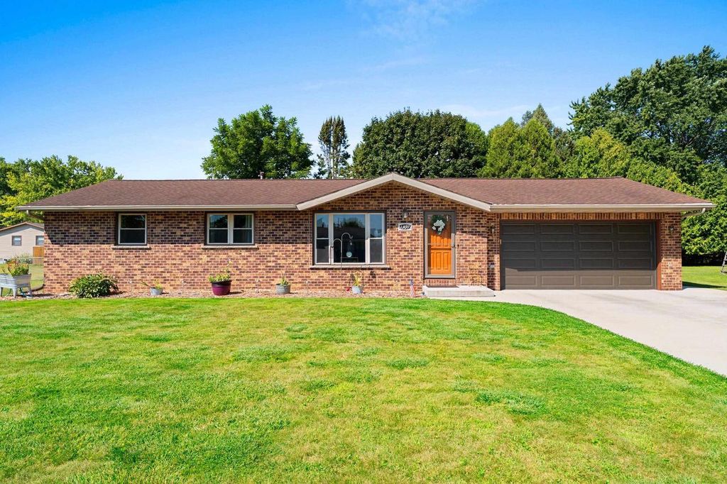 1307 SUNRAY LANE, Green Bay, WI 54313