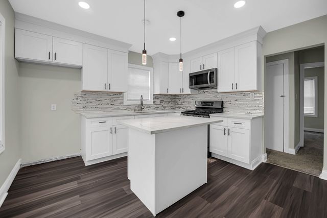 17926 Roy Street, Lansing, IL 60438