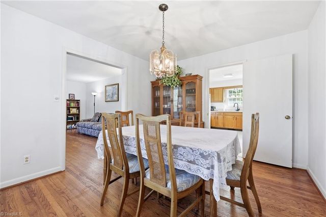 120 Tangle Drive, Jamestown, NC 27282