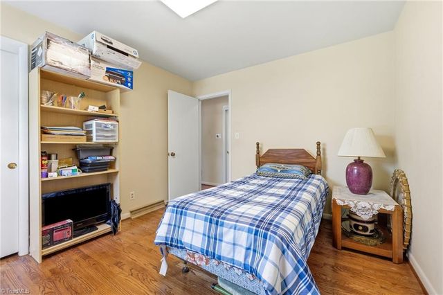 120 Tangle Drive, Jamestown, NC 27282