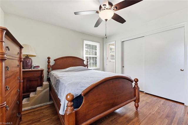 120 Tangle Drive, Jamestown, NC 27282