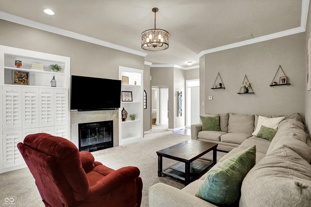 1646 Foxmere Boulevard, Greenwood, IN 46142