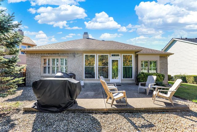 1646 Foxmere Boulevard, Greenwood, IN 46142