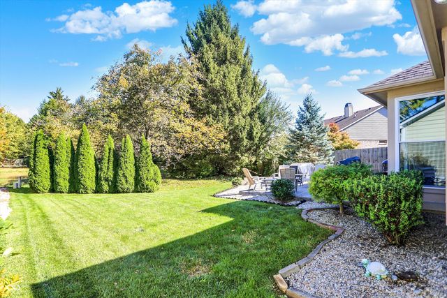 1646 Foxmere Boulevard, Greenwood, IN 46142