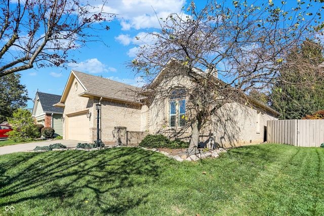 1646 Foxmere Boulevard, Greenwood, IN 46142