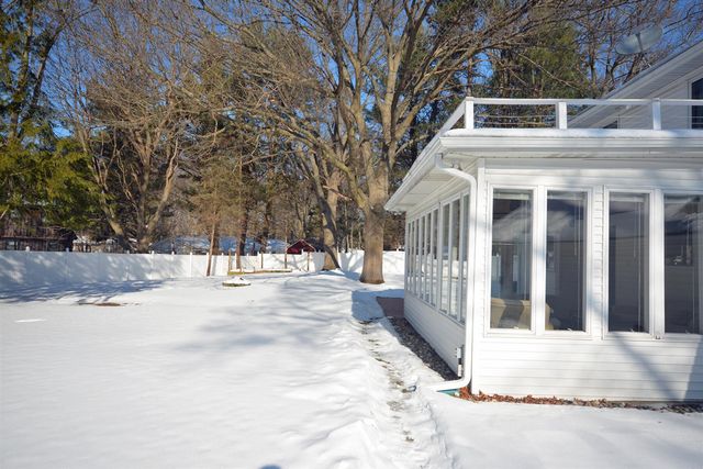 244 Leisure Lane, Holland, MI 49424