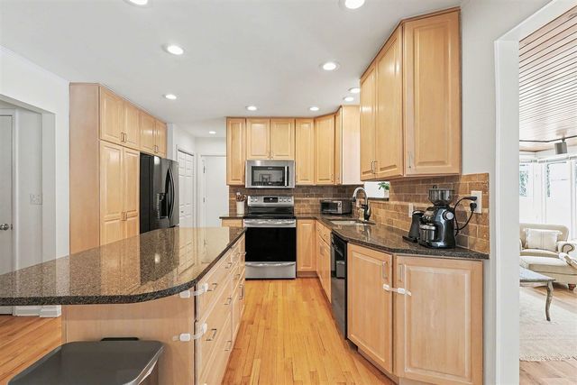 244 Leisure Lane, Holland, MI 49424