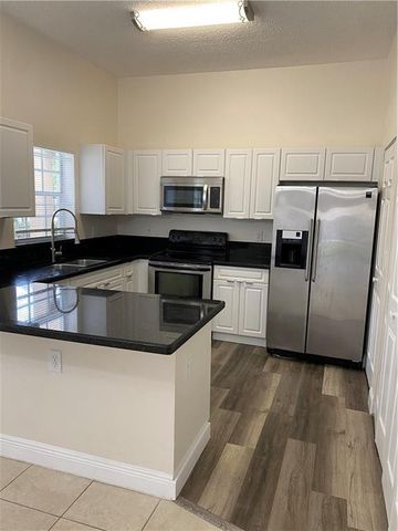 16150 Emerald Cove Road 16150, Weston, FL 33331