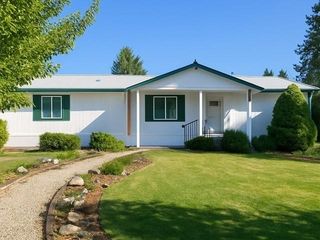 4116 Swallows Rd, Loon Lake, WA 99148