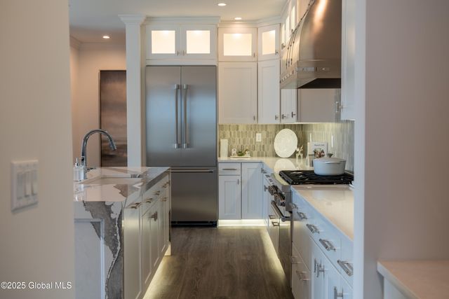 67 Cambridge Way, Colonie, NY 12110