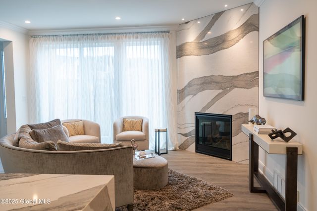 67 Cambridge Way, Colonie, NY 12110