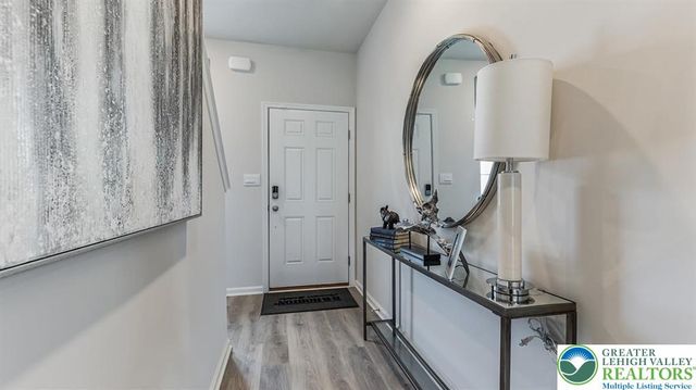 8328 Fair Way, Upper Macungie Twp, PA 18031