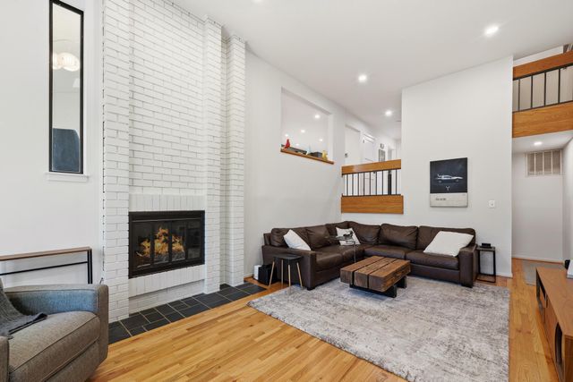 11766 INDIAN RIDGE RD, Reston, VA 20191