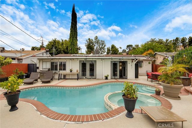 6616 Valley Circle, West Hills, CA 91307