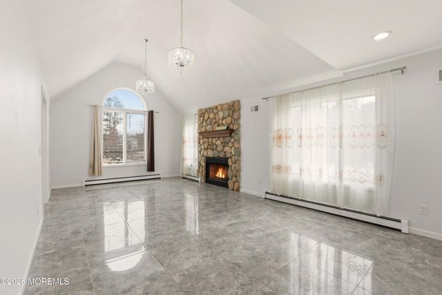 592 Ollie Burke Road, Jackson, NJ 08527