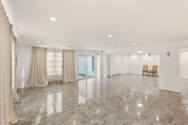 592 Ollie Burke Road, Jackson, NJ 08527