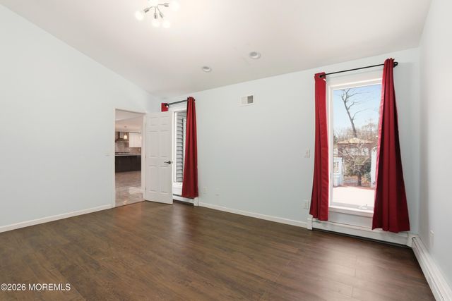 592 Ollie Burke Road, Jackson, NJ 08527