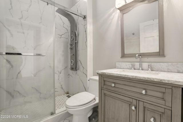 592 Ollie Burke Road, Jackson, NJ 08527