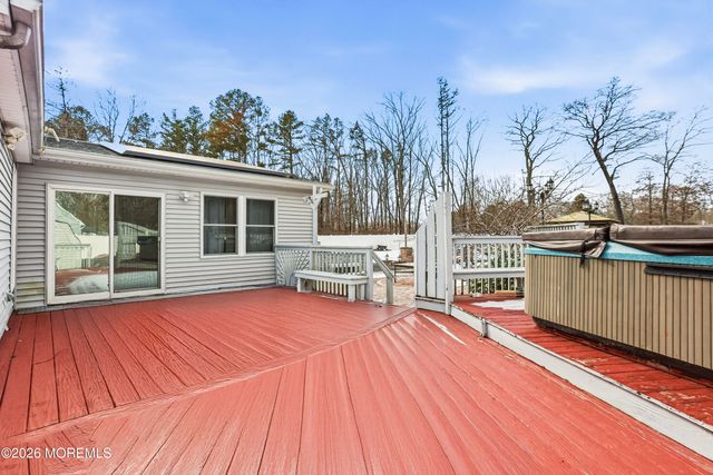 592 Ollie Burke Road, Jackson, NJ 08527